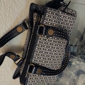 Fossil signature logo satchel bag